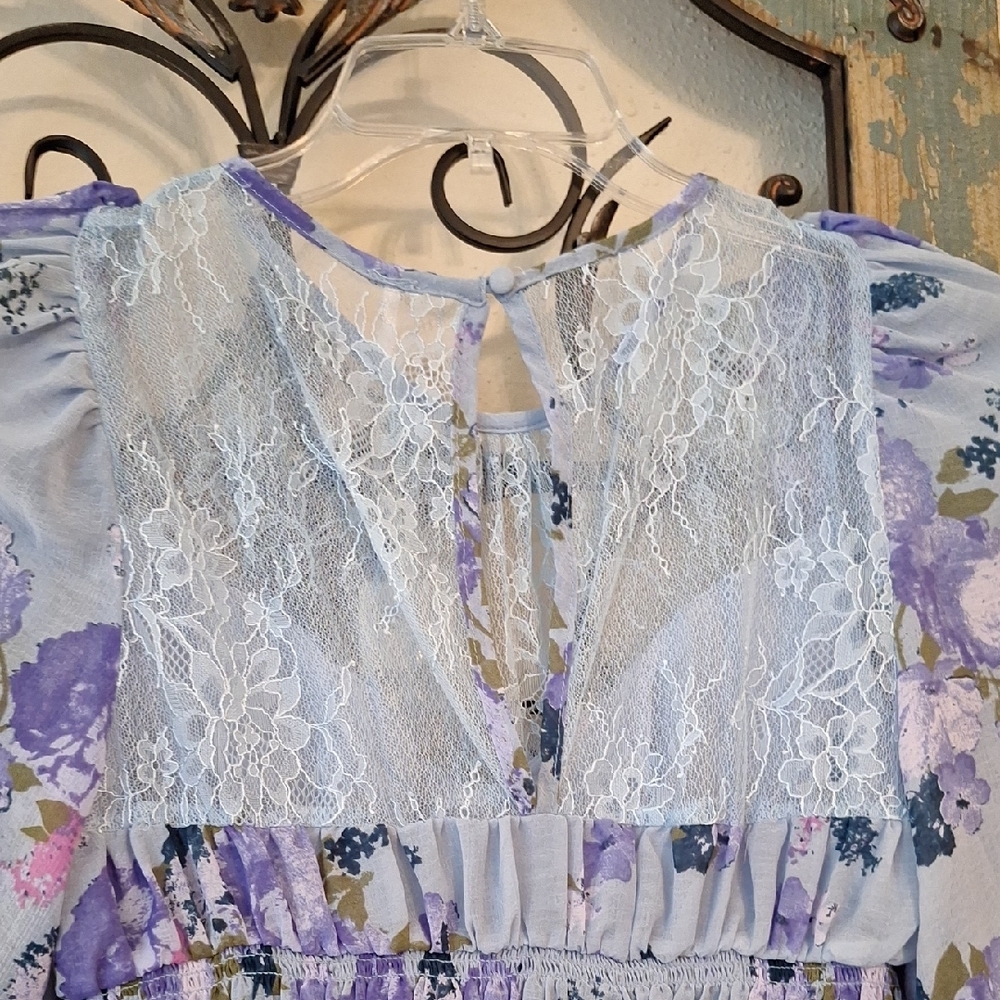 Free People Blue Floral Lace Blouse. Excellent Condition NWT Size Small - Picture 13 of 15